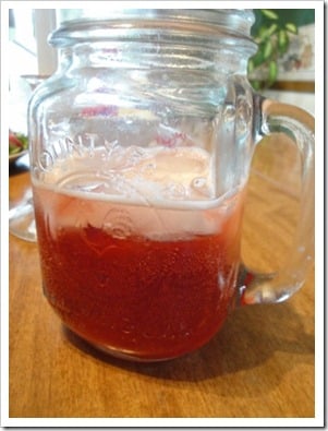 How to Make Easy Water Kefir :: via Kitchen Stewardship