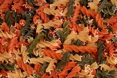 tricolor-pasta