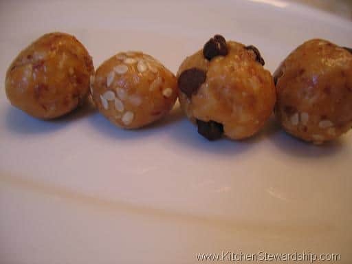 peanut butter kisses (2) small