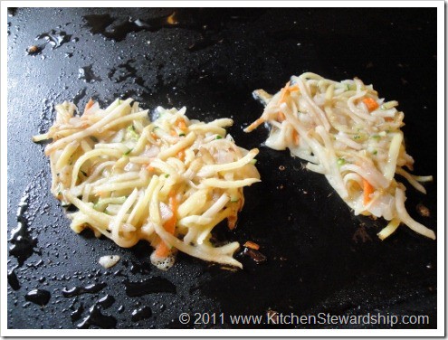 potato vegetable pancakes latkes (2) (475x356)